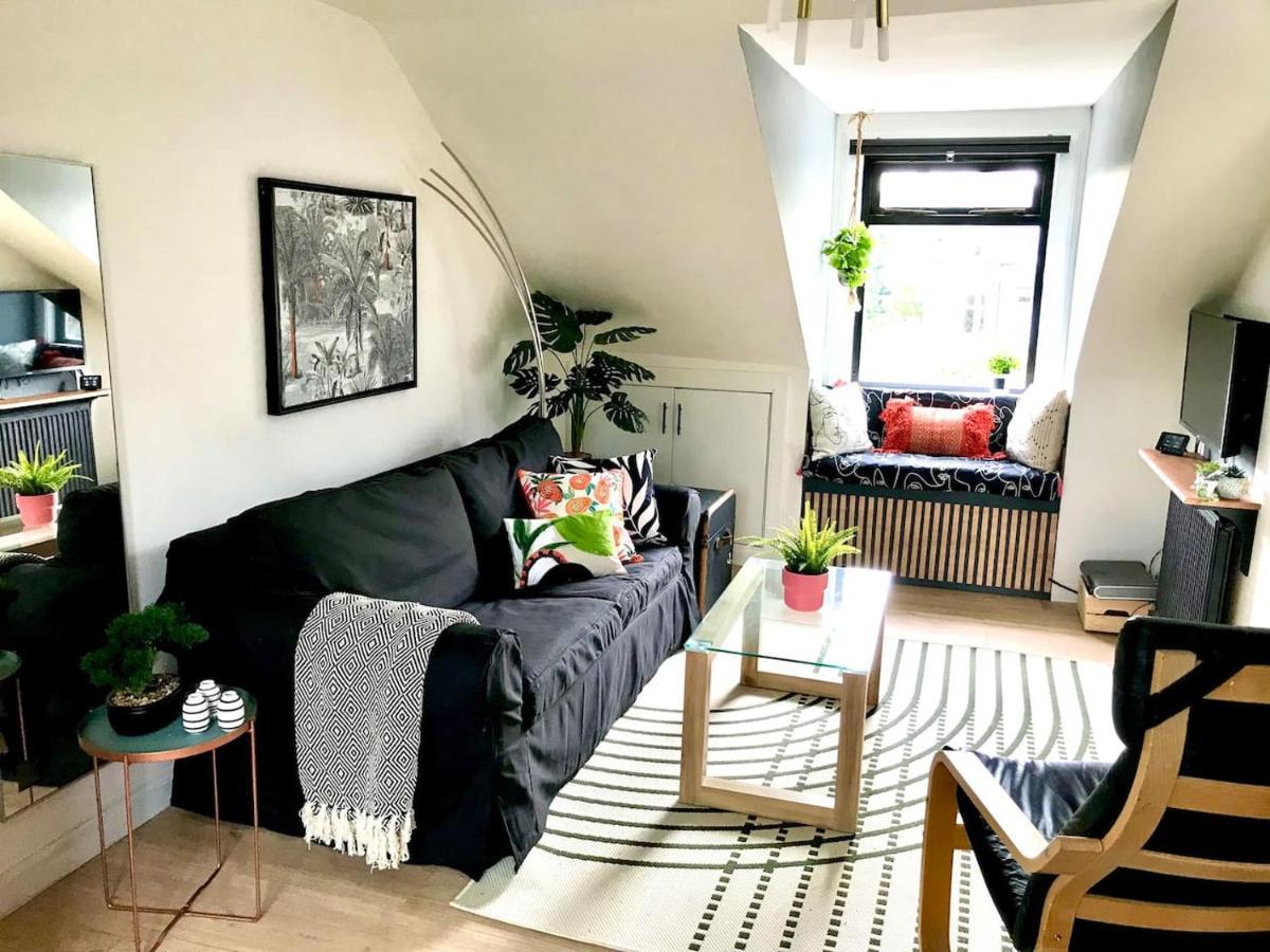 The Morningside Apartment Charming Stylish Apartment In The Centre Of Innerleithen Exterior foto