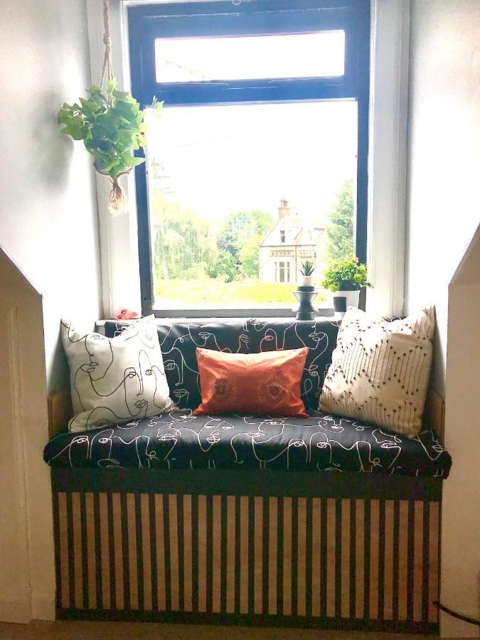 The Morningside Apartment Charming Stylish Apartment In The Centre Of Innerleithen Exterior foto